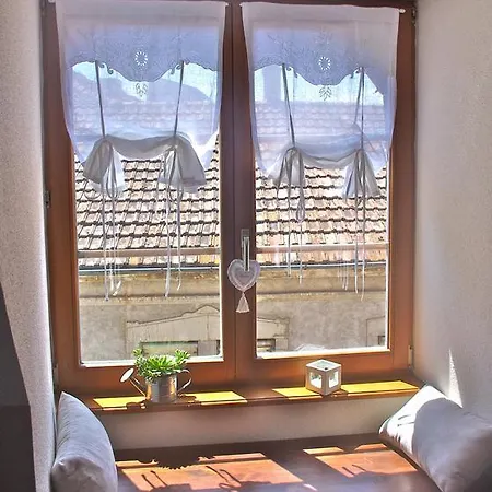 De L'oncle Hansi Appartement *